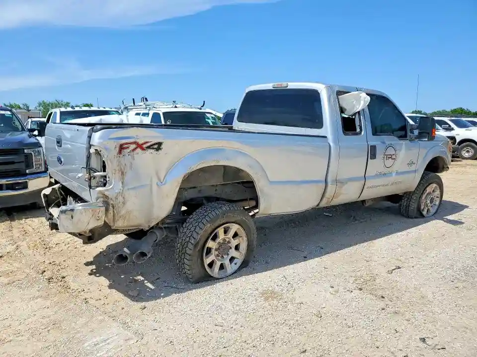 1FT7X2BT6GEA52663 2016 FORD F250-2