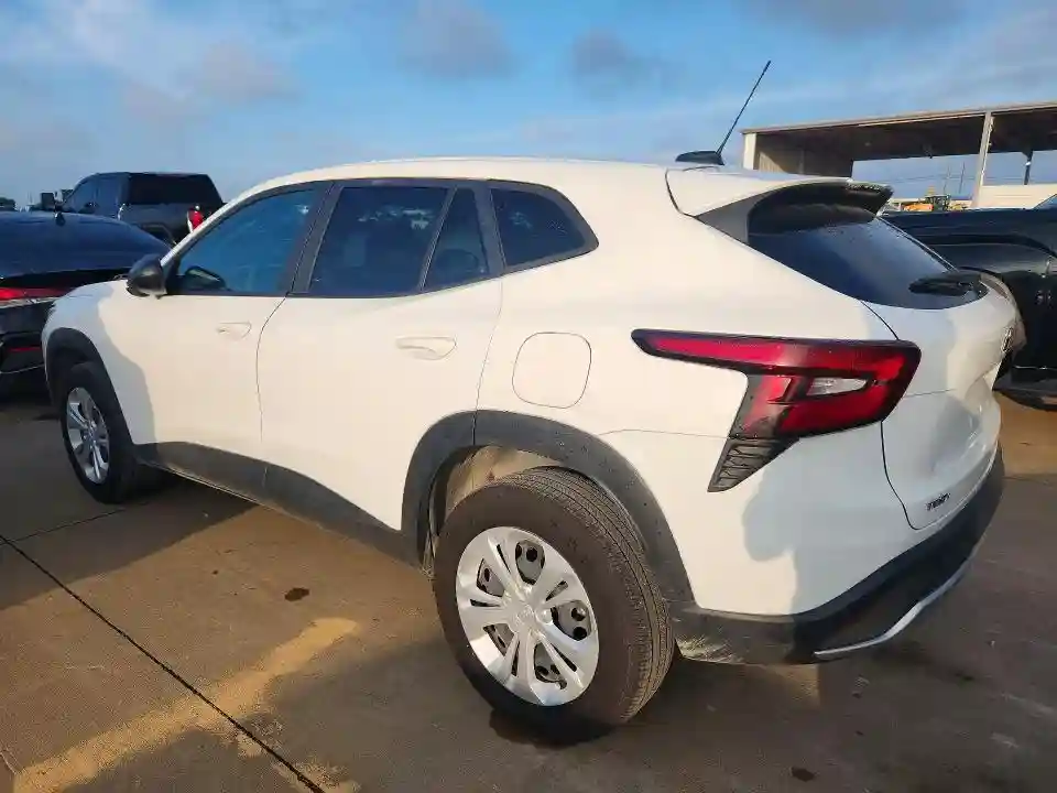 KL77LFEP5SC271746 2025 CHEVROLET TRAX-1