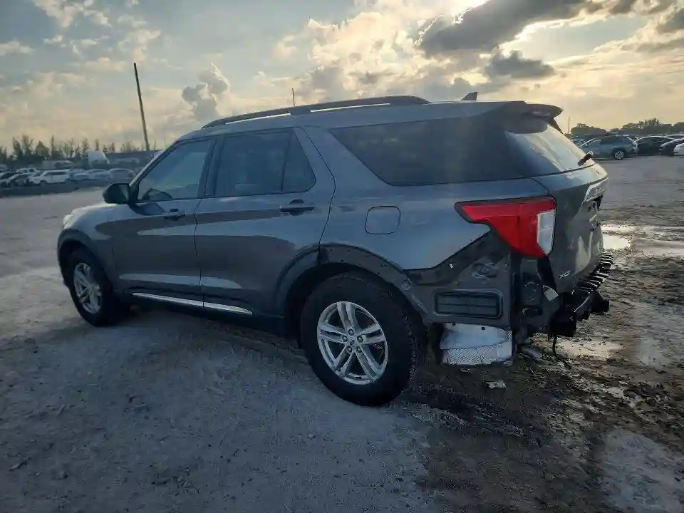 1FMSK7DH1NGA17444 2022 FORD EXPLORER-1