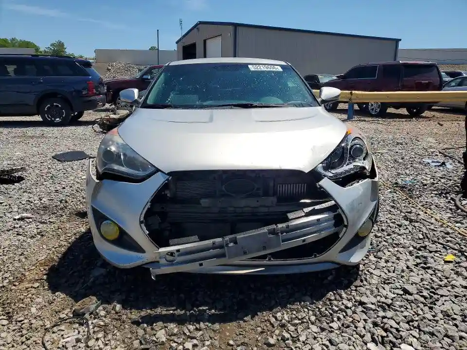 KMHTC6AE9DU152550 2013 HYUNDAI VELOSTER-4