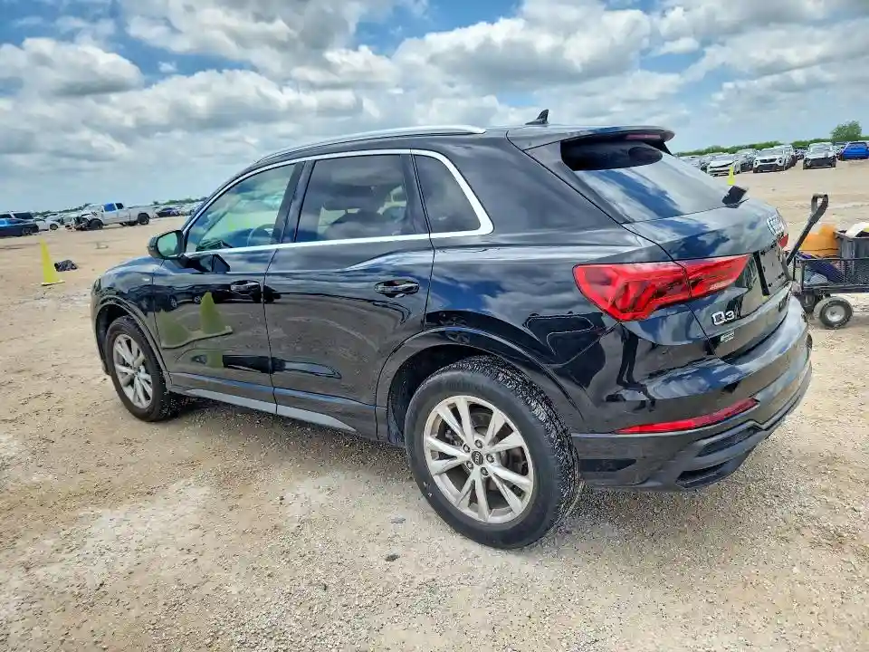 WA1EECF39N1088780 2022 AUDI Q3-1