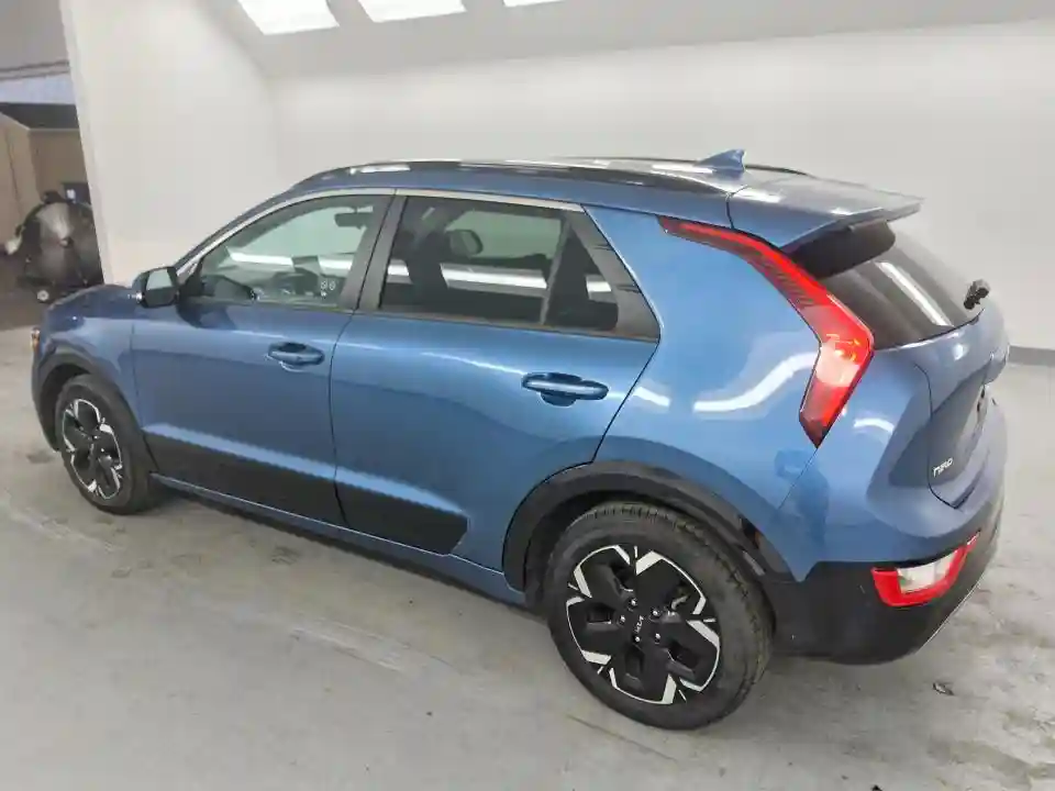 KNDCR3L16P5026012 2023 KIA NIRO-1