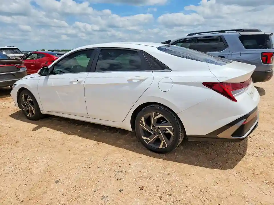 KMHLS4DG9SU939810 2025 HYUNDAI ELANTRA-1