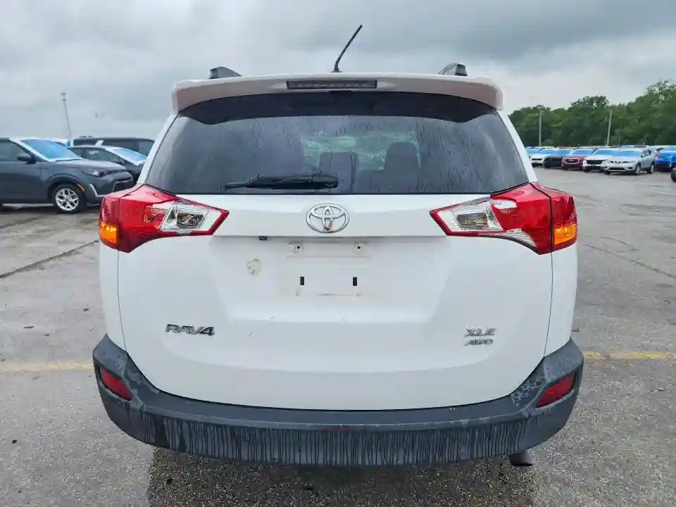 2T3RFREVXFW288306 2015 TOYOTA RAV4-5
