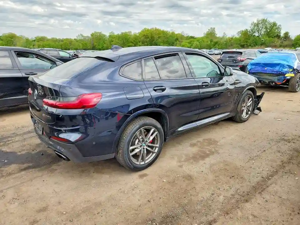 5UX2V5C0XM9E39583 2021 BMW X4-2
