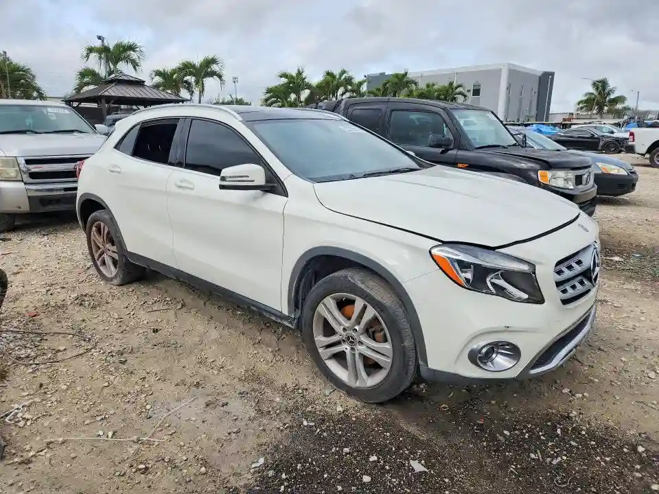 WDCTG4EB1JJ406269 2018 MERCEDES-BENZ GLA-CLASS-3