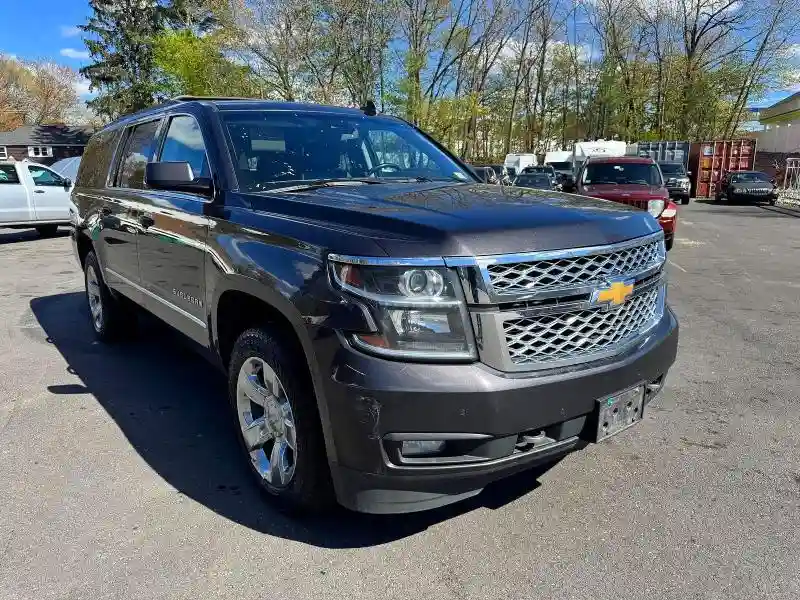 1GNSKHKC7HR354038 2017 CHEVROLET SUBURBAN-3