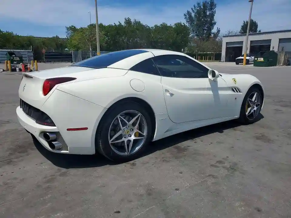 ZFF65TJAXD0191812 2013 FERRARI CALIFORNIA-2