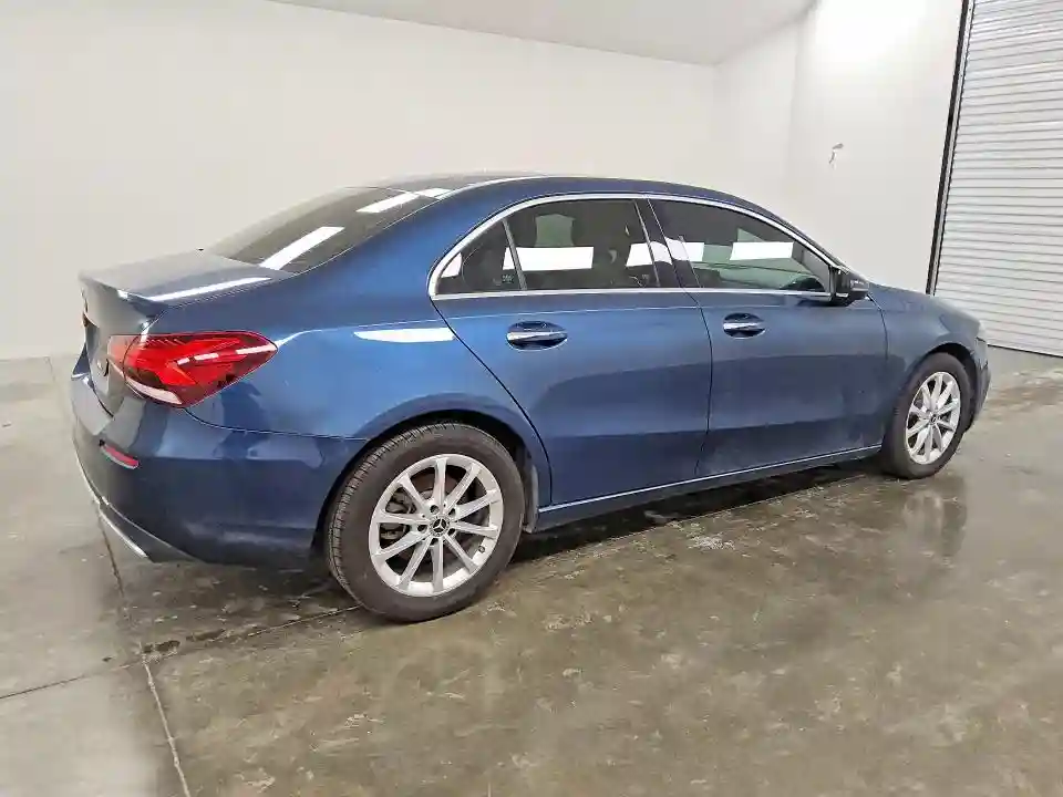 WDD3G4EB2KW019813 2019 MERCEDES-BENZ A-CLASS-2