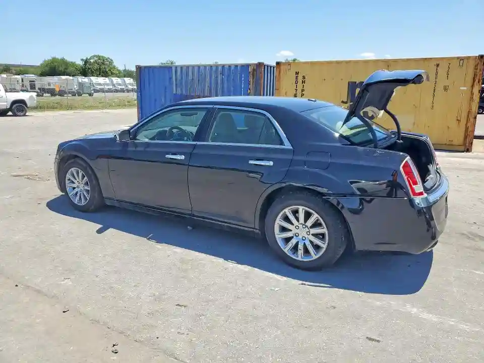 2C3CCAEG3DH620377 2013 CHRYSLER 300-1