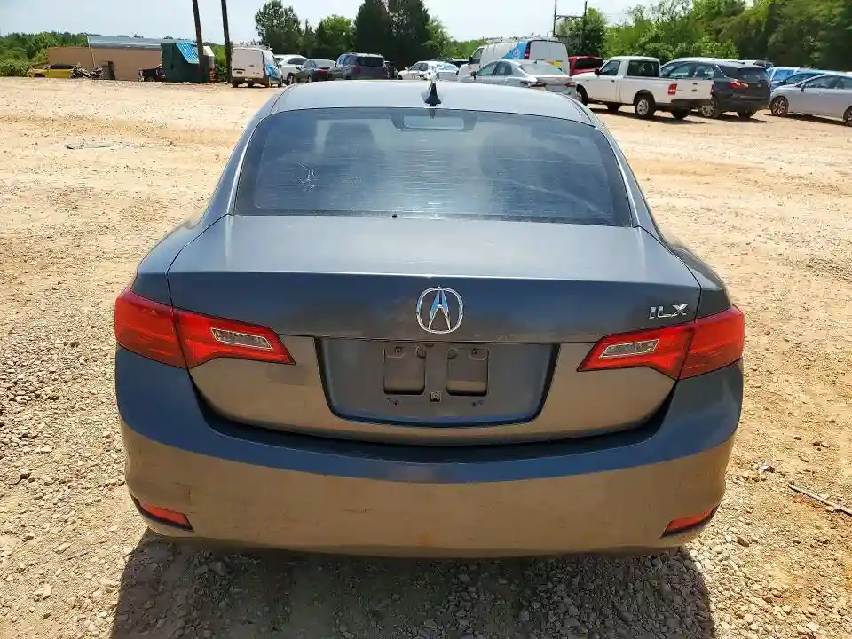 19VDE1F77DE005330 2013 ACURA ILX-5