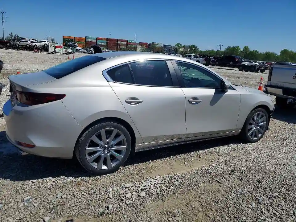3MZBPACMXPM350281 2023 MAZDA 3-2