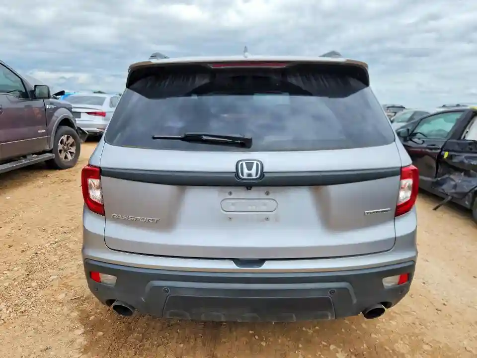 5FNYF7H98KB002273 2019 HONDA PASSPORT-5