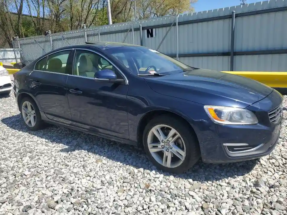 YV126MFK2F2336893 2015 VOLVO S60-3