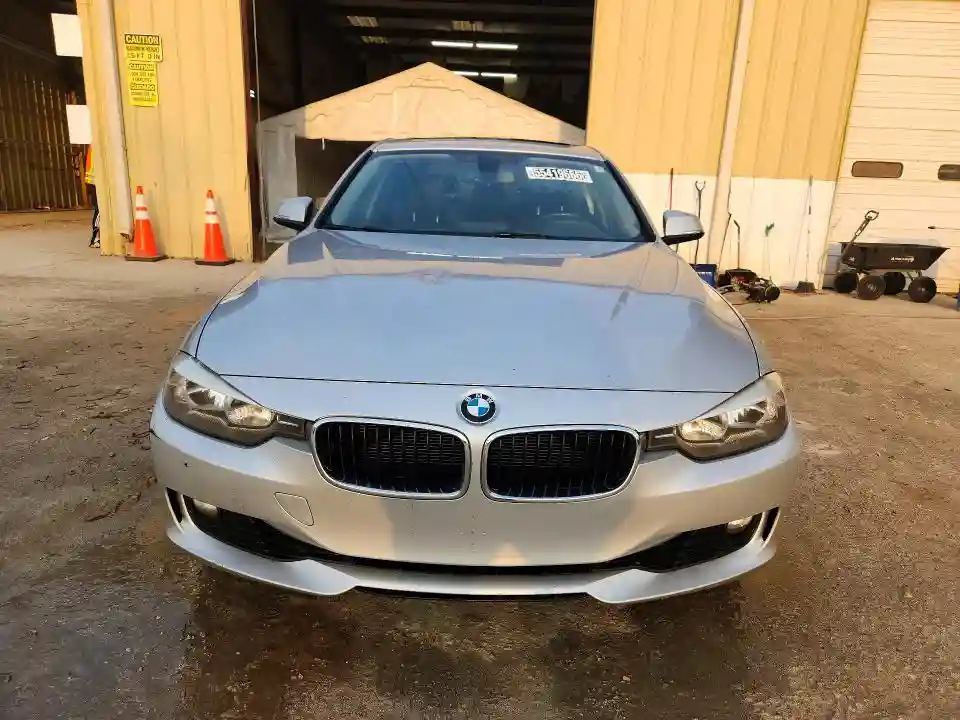 WBA3B3G50ENR82310 2014 BMW 3 SERIES-4