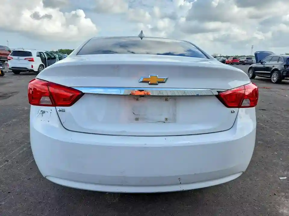 2G1105S39J9165859 2018 CHEVROLET IMPALA-5