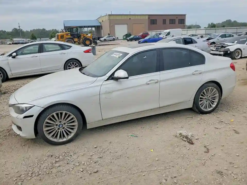 WBA3B3C5XDF539614 2013 BMW 3 SERIES-0