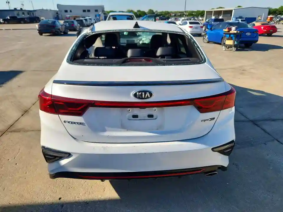 3KPF34AD0ME328090 2021 KIA FORTE-5