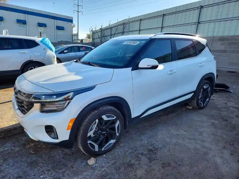 KNDETCA76R7520606 2024 KIA SELTOS-0