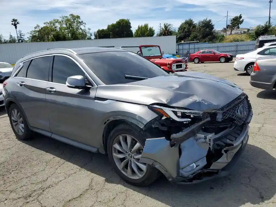 3PCAJ5M32KF133012 2019 INFINITI QX50-3