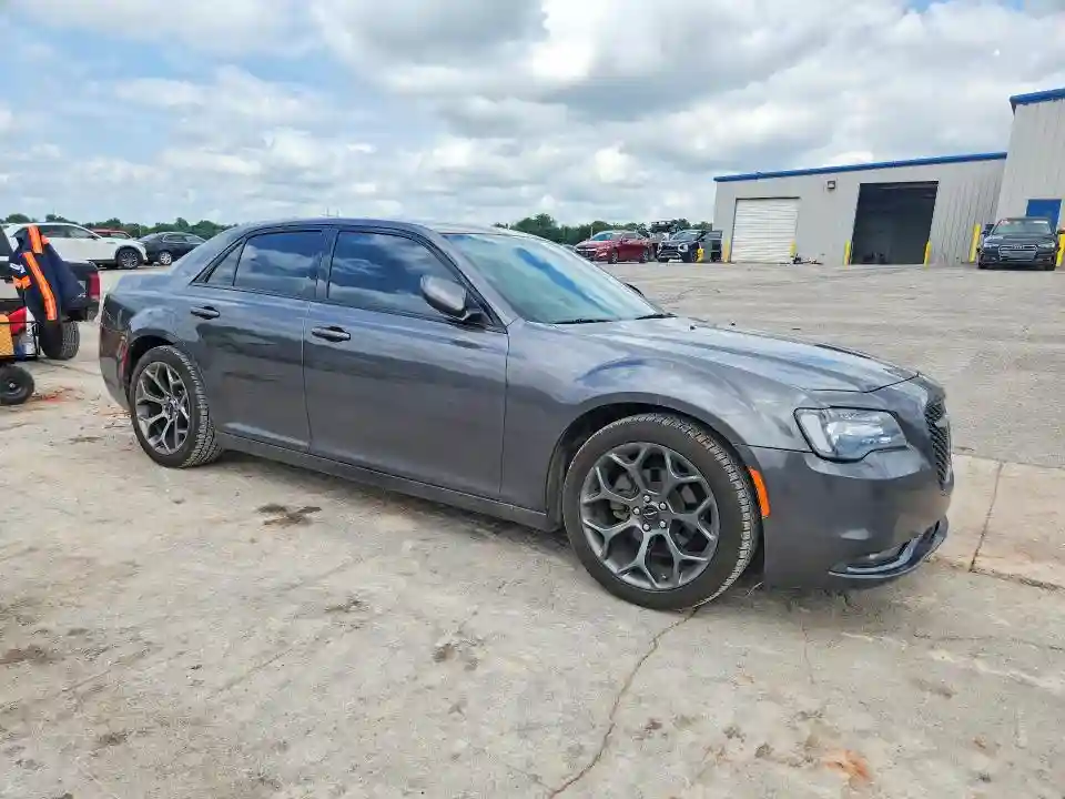 2C3CCABG2GH164199 2016 CHRYSLER 300-3