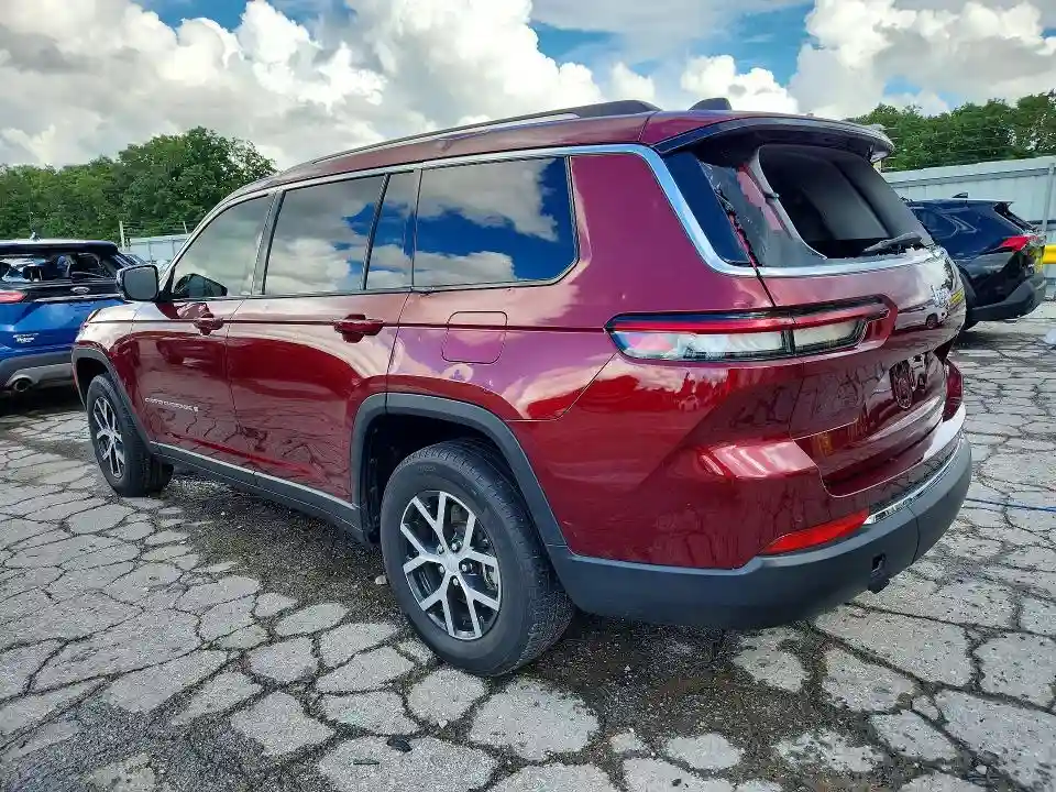 1C4RJJBG1P8843589 2023 JEEP CHEROKEE-1