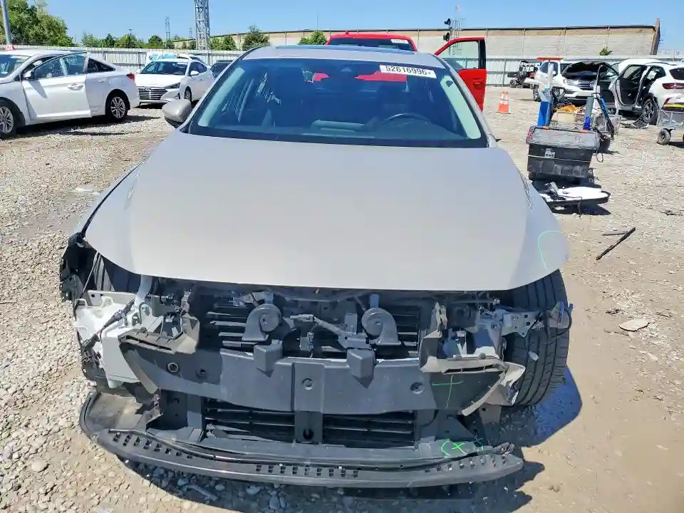 3MZBPACMXPM350281 2023 MAZDA 3-4