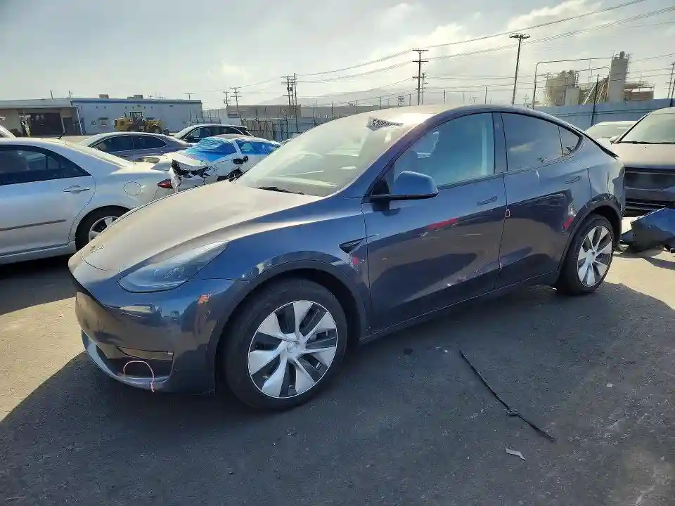 7SAYGDEE2PF743302 2023 TESLA MODEL Y-0