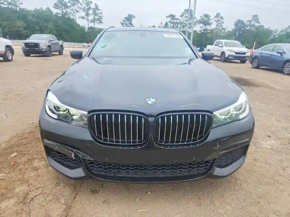 WBA7E2C57JG743313 2018 BMW 7 SERIES-4