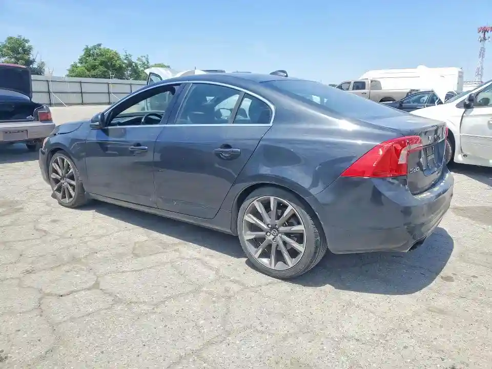 YV140MFK8F2357046 2015 VOLVO S60-1