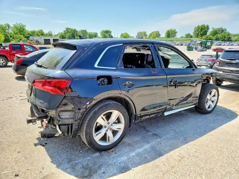 WA1BNAFYXK2021078 2019 AUDI Q5-2
