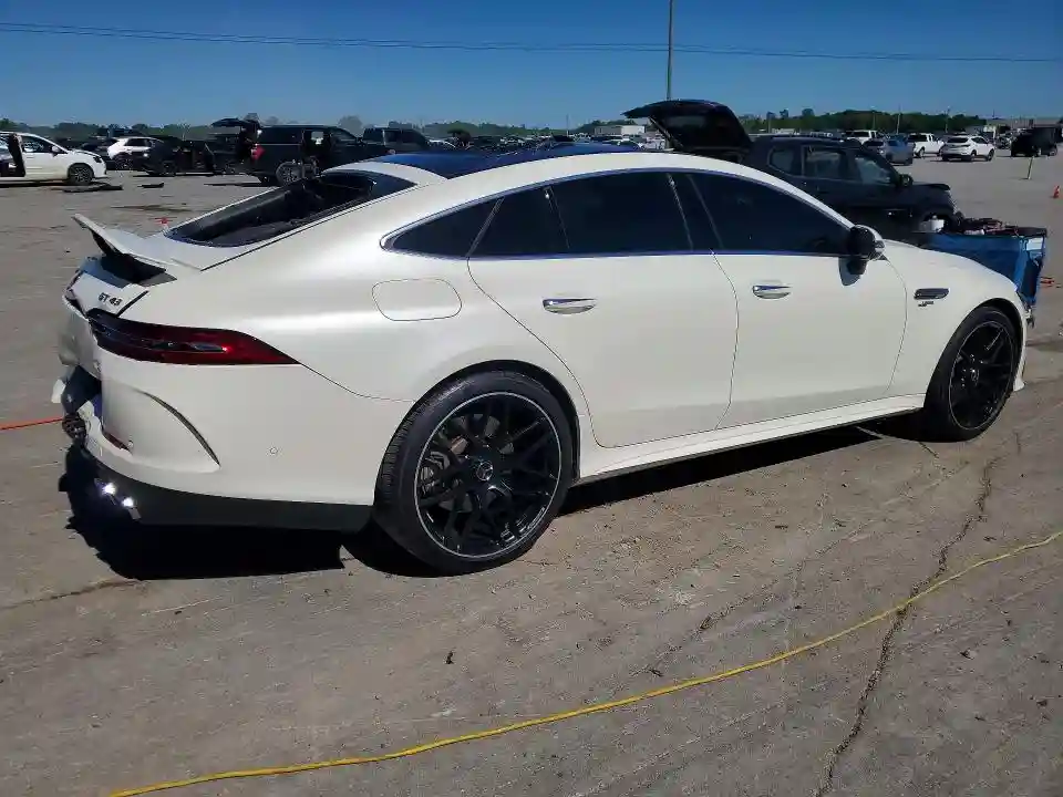 W1K7X5KB4MA037936 2021 MERCEDES-BENZ GT-CLASS-2