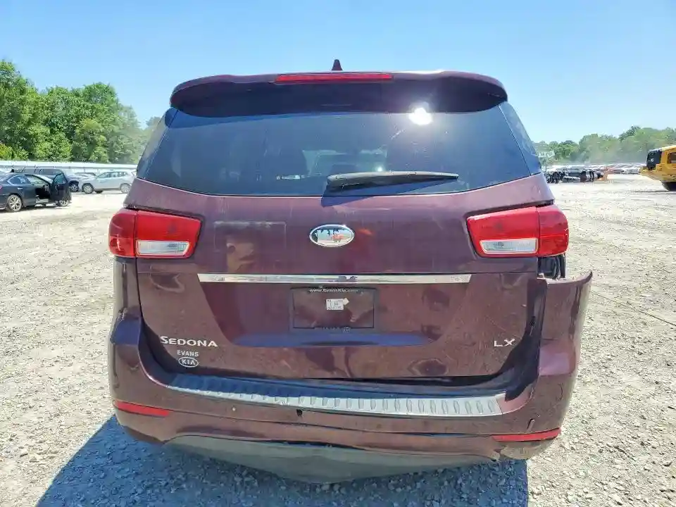 KNDMB5C17H6324214 2017 KIA SEDONA-5