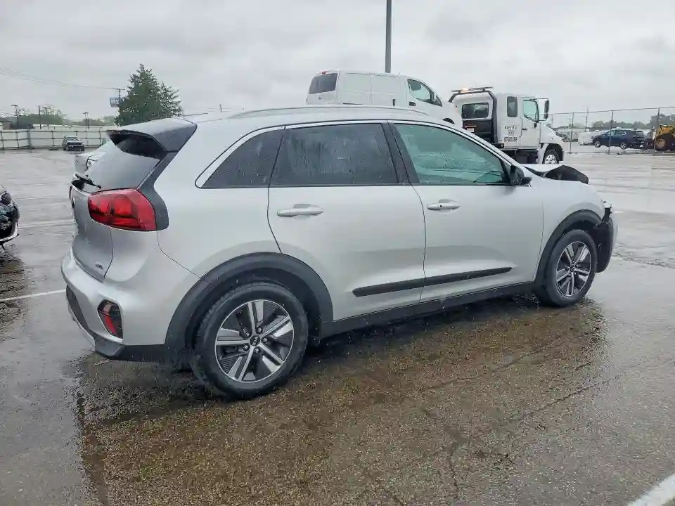 KNDCB3LC7L5374692 2020 KIA NIRO-2