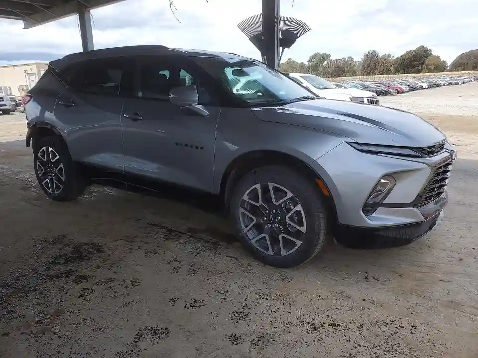 3GNKBERS2SS203995 2025 CHEVROLET BLAZER-3