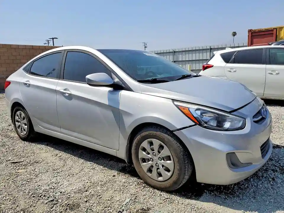 KMHCT4AE8HU340163 2017 HYUNDAI ACCENT-3