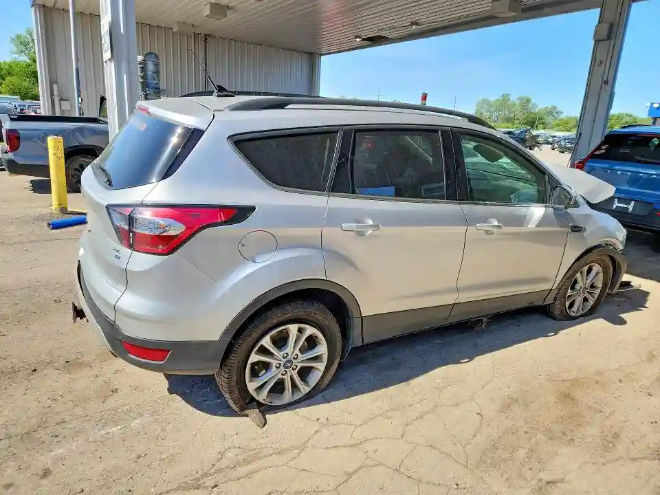 1FMCU9HD9JUC58326 2018 FORD ESCAPE-2