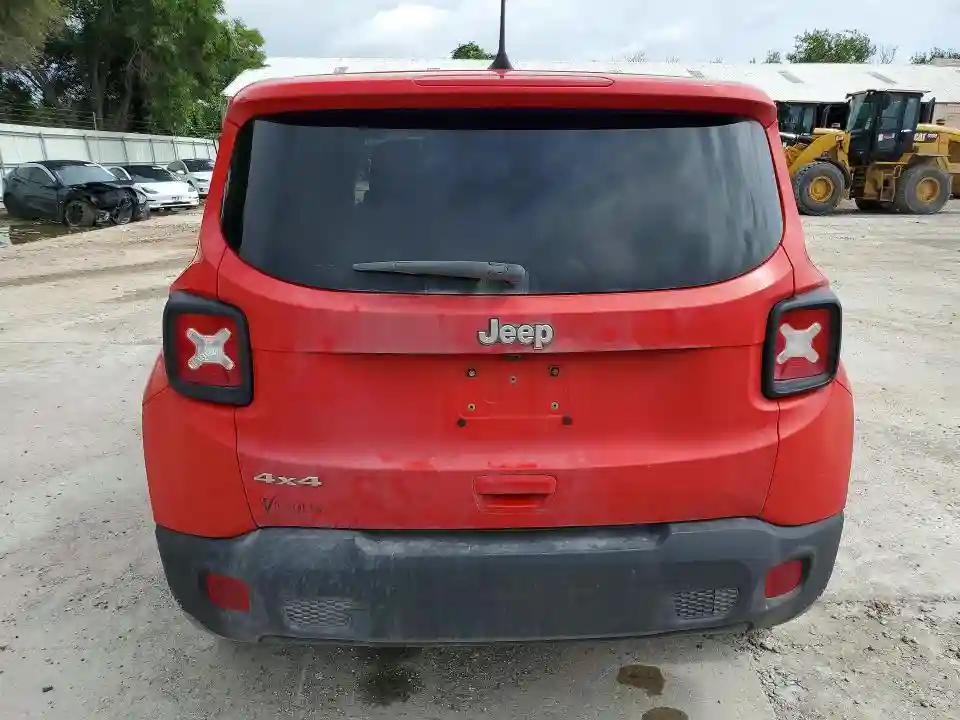 ZACNJDB14PPP14182 2023 JEEP RENEGADE-5