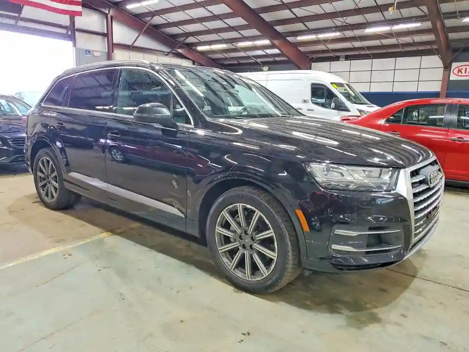 WA1LAAF72JD027905 2018 AUDI Q7-3