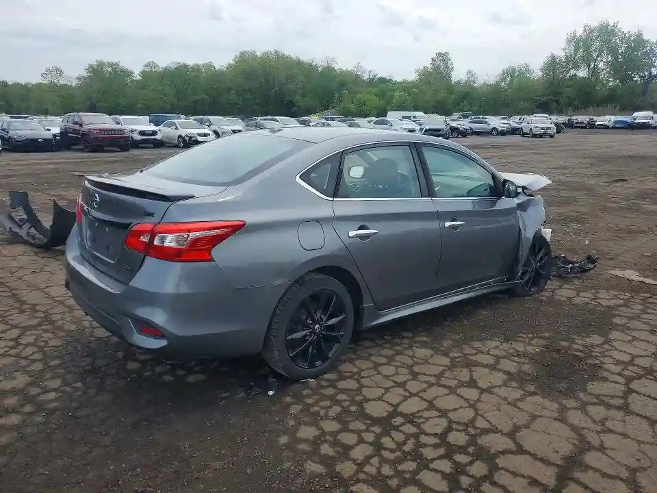 3N1AB7AP9JY282524 2018 NISSAN SENTRA-2