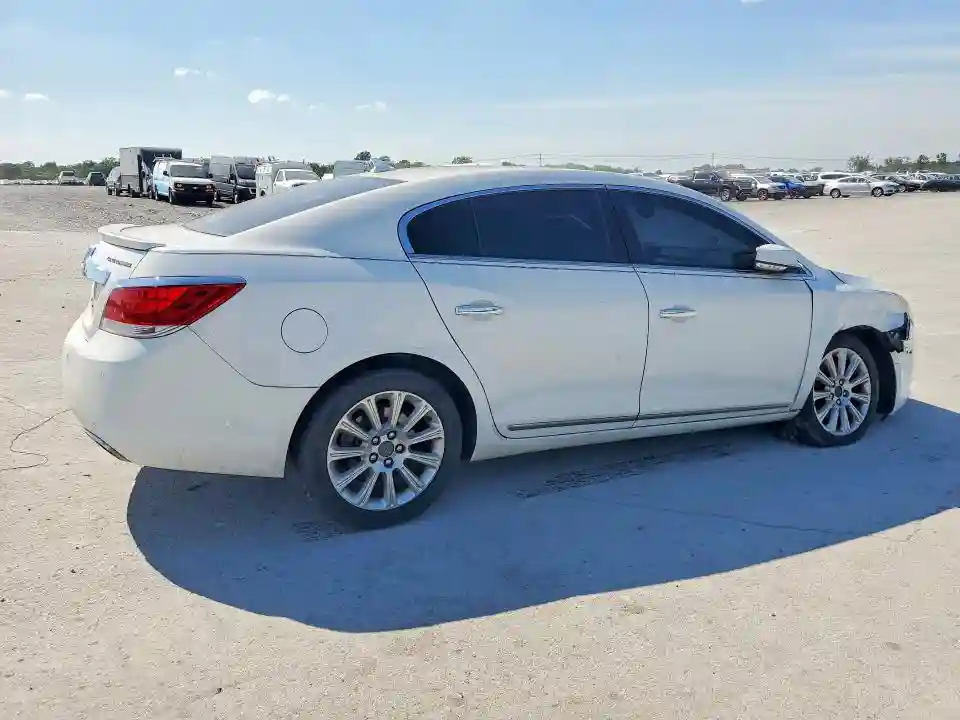 1G4GC5E33DF222522 2013 BUICK LACROSSE-2