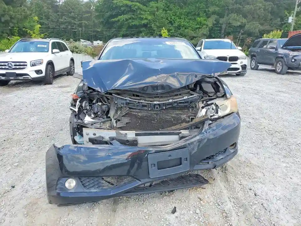 19VDE1F72DE003582 2013 ACURA ILX-4