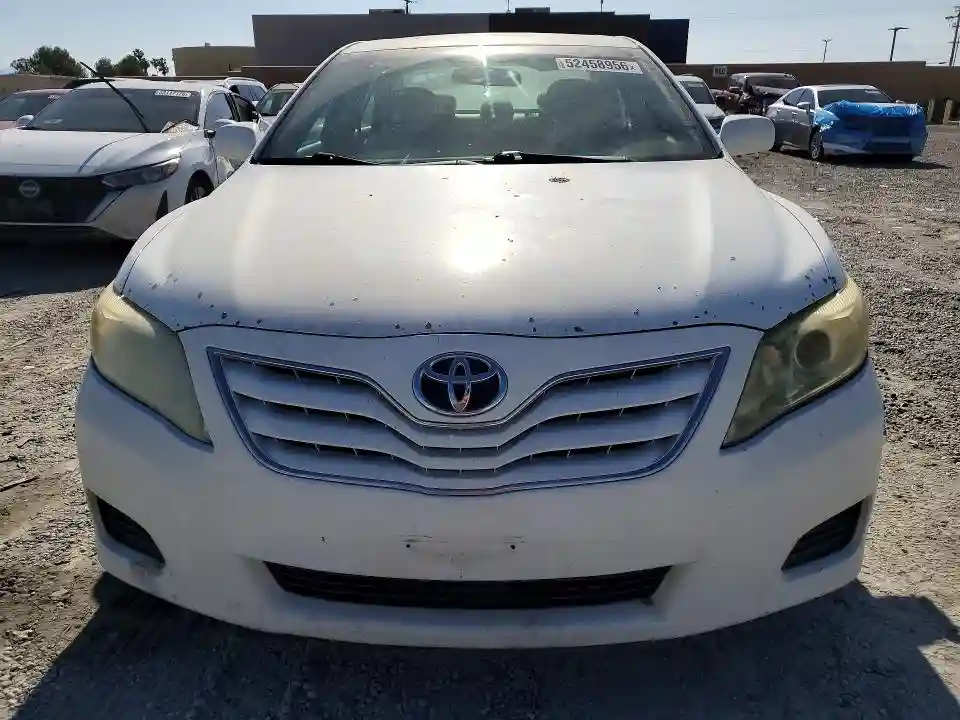 4T4BF3EK6BR214197 2011 TOYOTA CAMRY-4