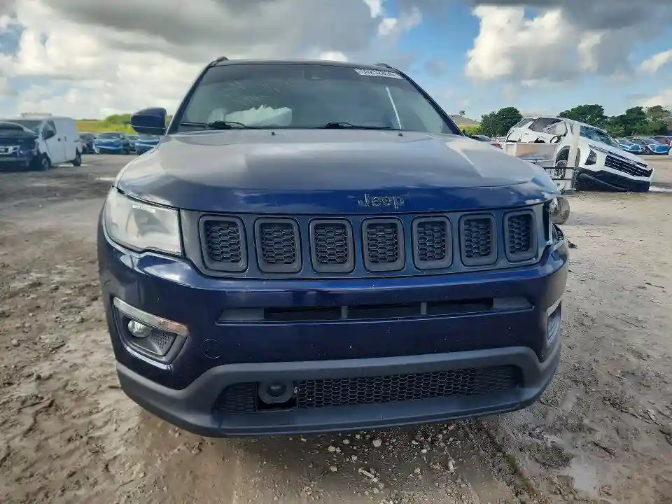 3C4NJCBB8LT252699 2020 JEEP COMPASS-4