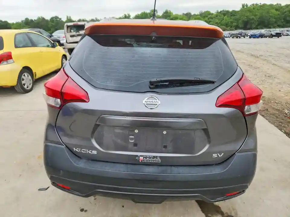 3N1CP5CU4JL525204 2018 NISSAN KICKS-5