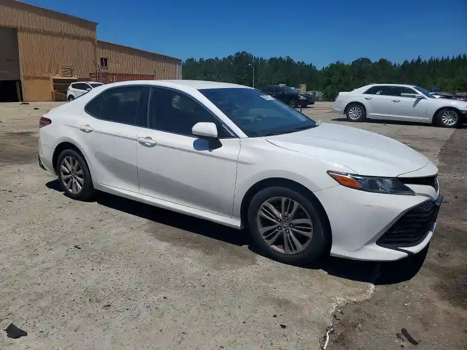 4T1B11HK6JU051879 2018 TOYOTA CAMRY-3