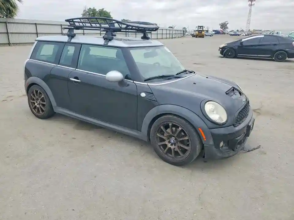 WMWZG3C5XBTY31418 2011 MINI COOPER-3