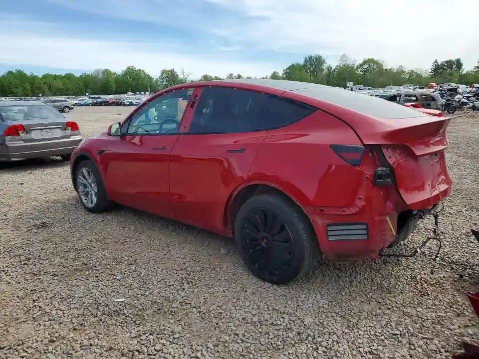 7SAYGDEE2NF453753 2022 TESLA MODEL Y-1