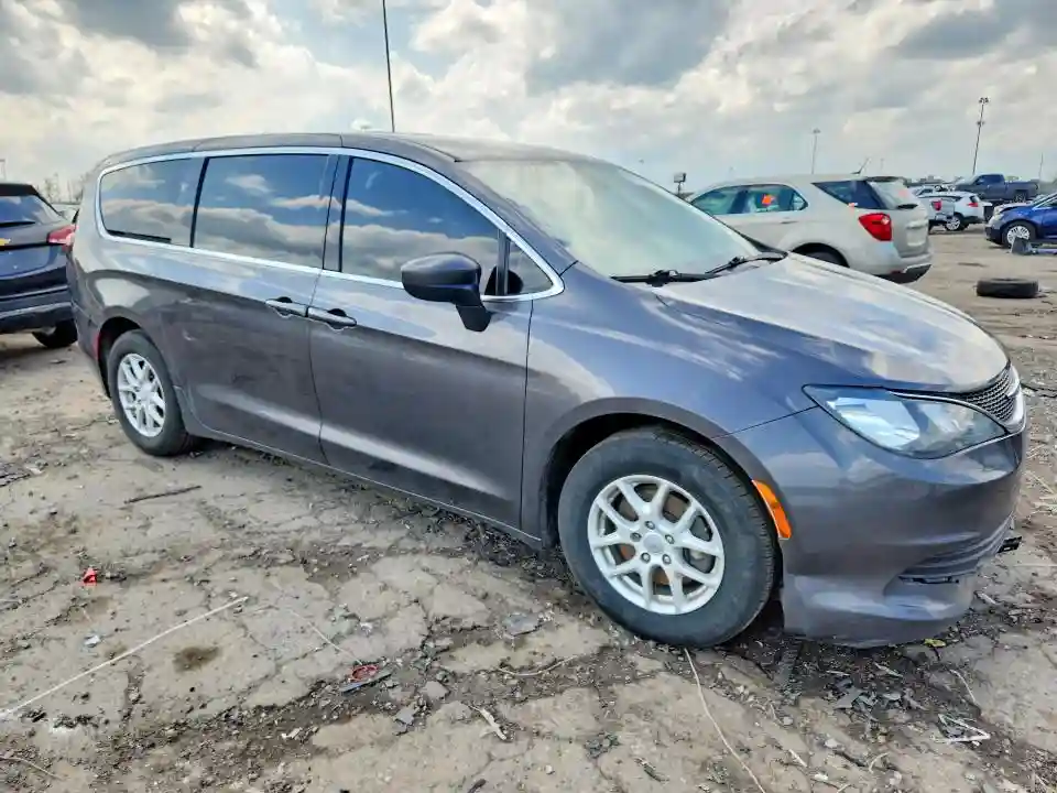 2C4RC1CGXJR226549 2018 CHRYSLER PACIFICA-3