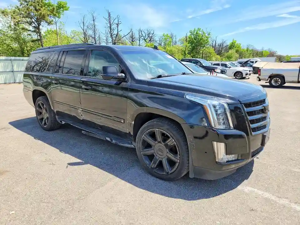 1GYS4HKJ3JR115085 2018 CADILLAC ESCALADE-3